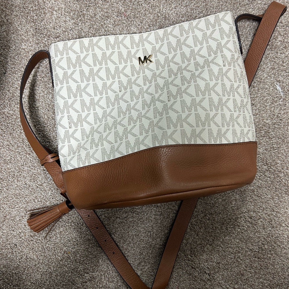Michael Kors Cream/ Brown Signature Jacquard Crossbody Hobo Bag